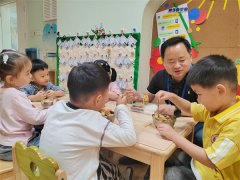 讯员：付王宁）谢督学对照《庐阳区学校食物平